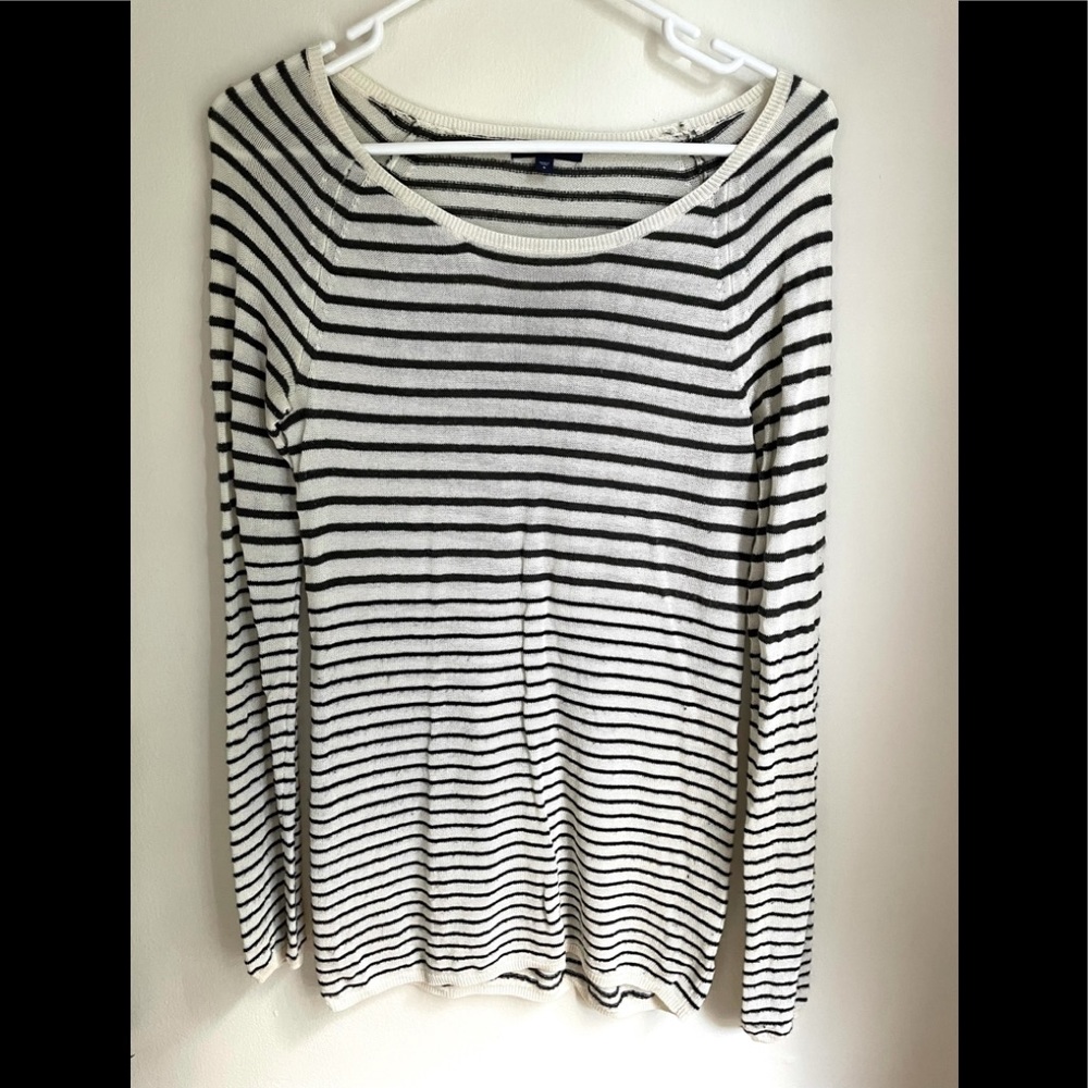Gap striped long sleeve shirt small